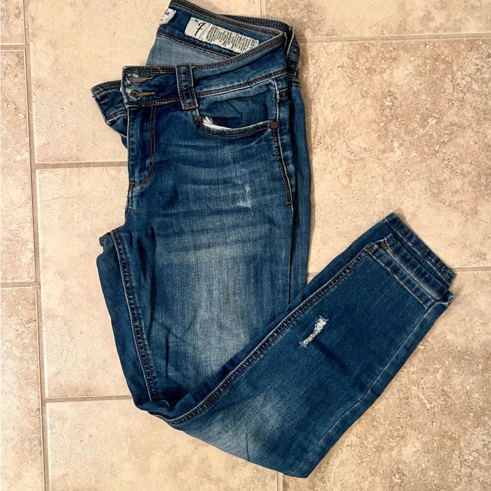 Indigo skinny ankle jean